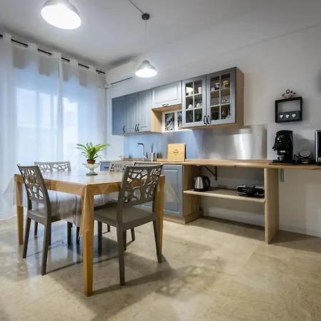 Nana Apartman *